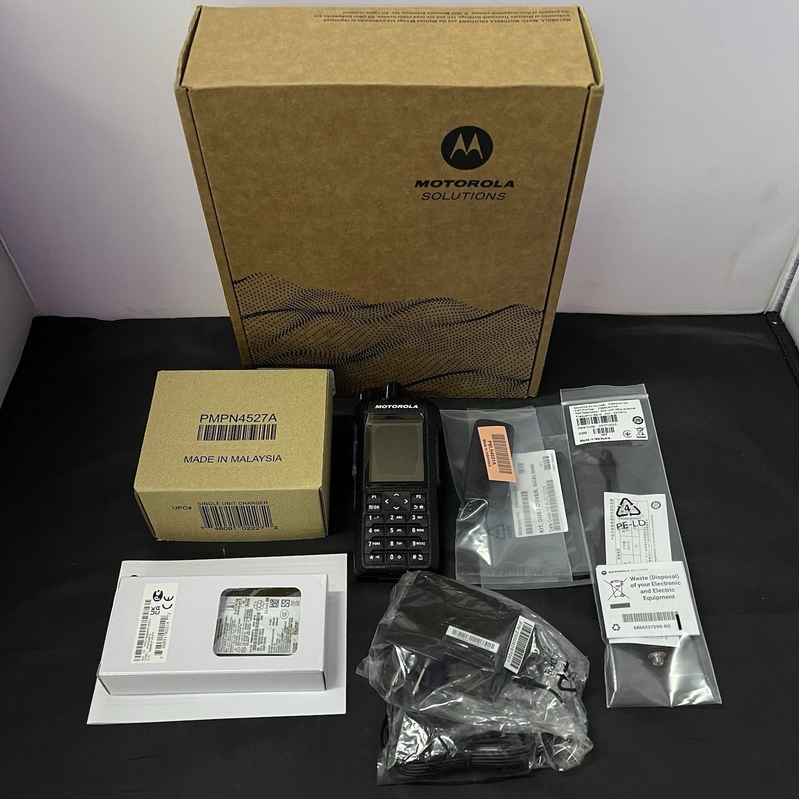 جهاز لاسلكي رقمي احترافي ثنائي الاتجاه MOTOTRBO R7